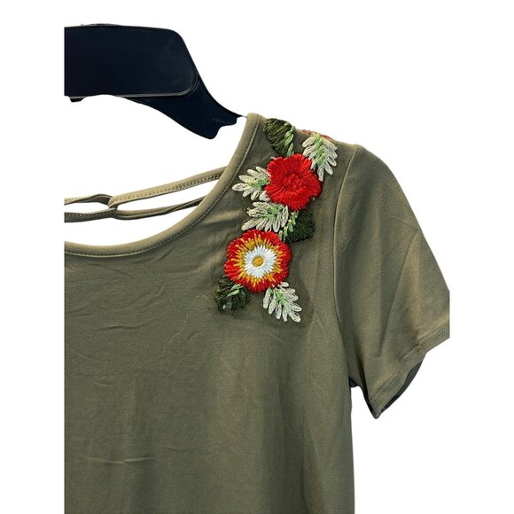 Love Alexa Girls Short Sleeve Top Size L Floral Embroidered Ruffled Hem Lace Up - Picture 3 of 11